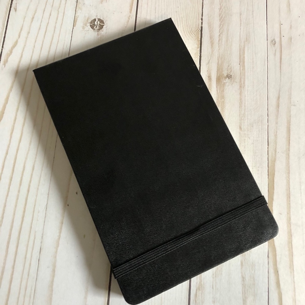 Moleskine Hardcover Blank Reporter - Picture 1 of 4